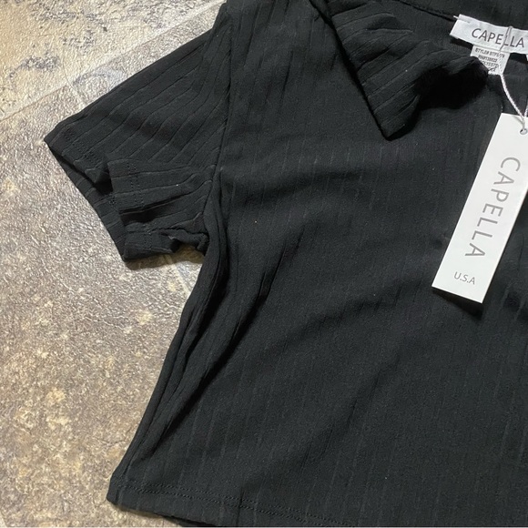 Ribbed Collared Short Sleeve Crop Top - Picture 6 of 7